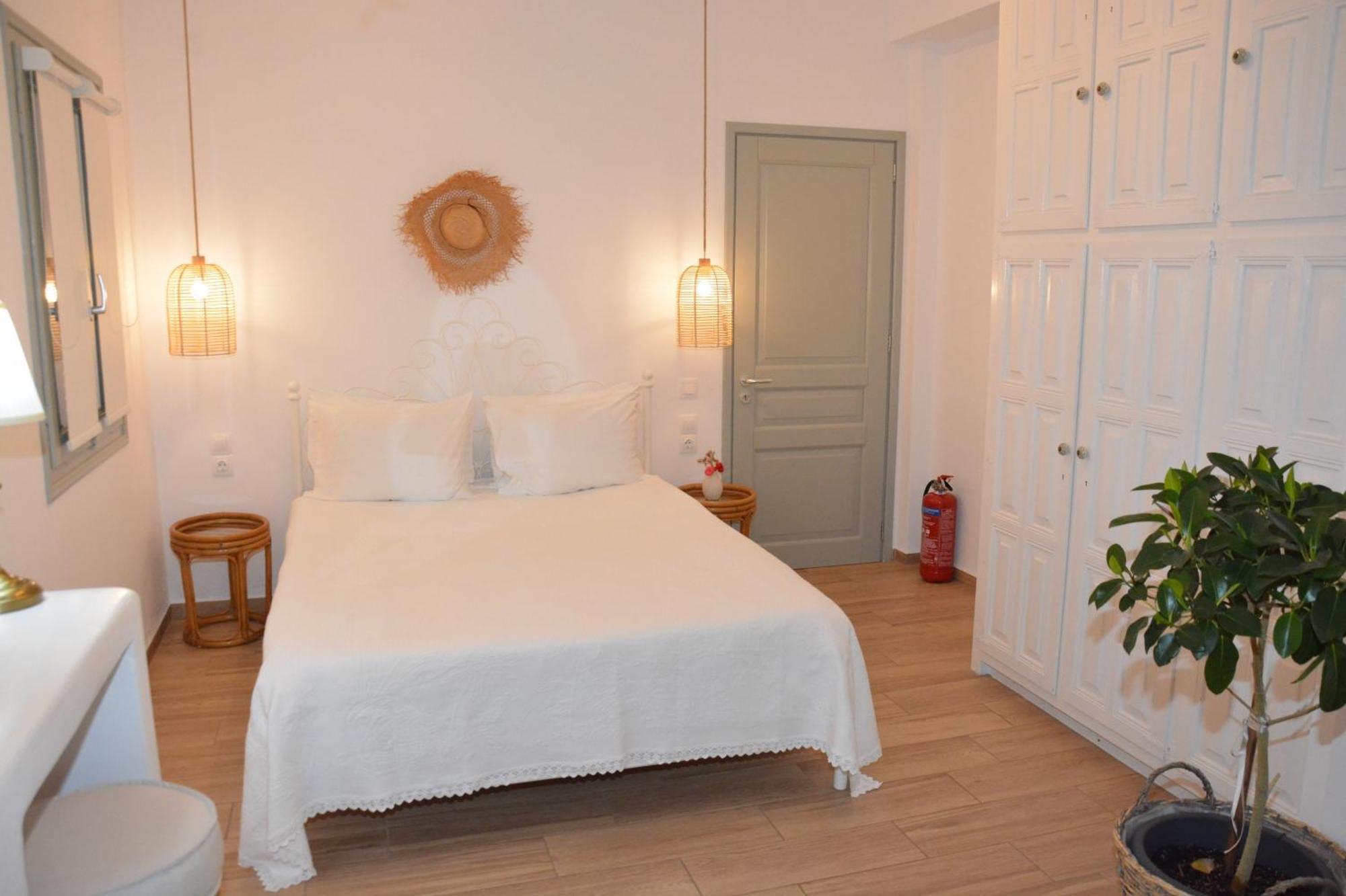 Patmos Little Suites Skála Zimmer foto